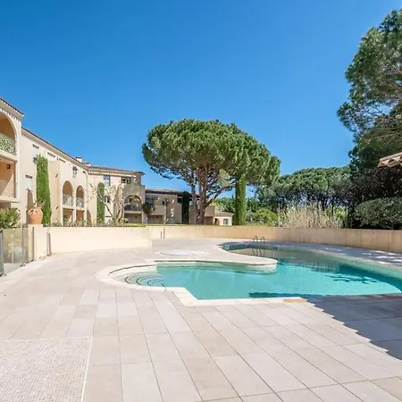 Studio, Piscine, Tennis Апартаменты *